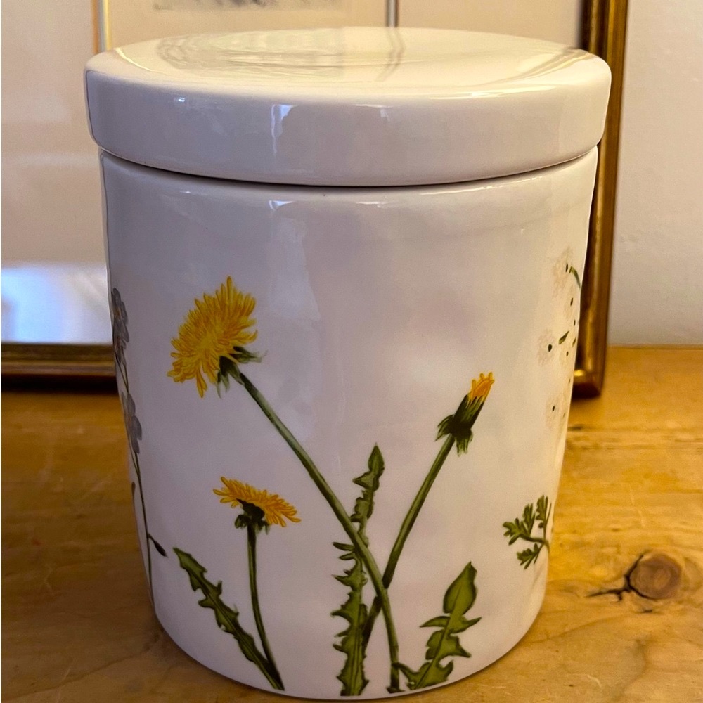Place & Time Canister - Picture 3 of 7